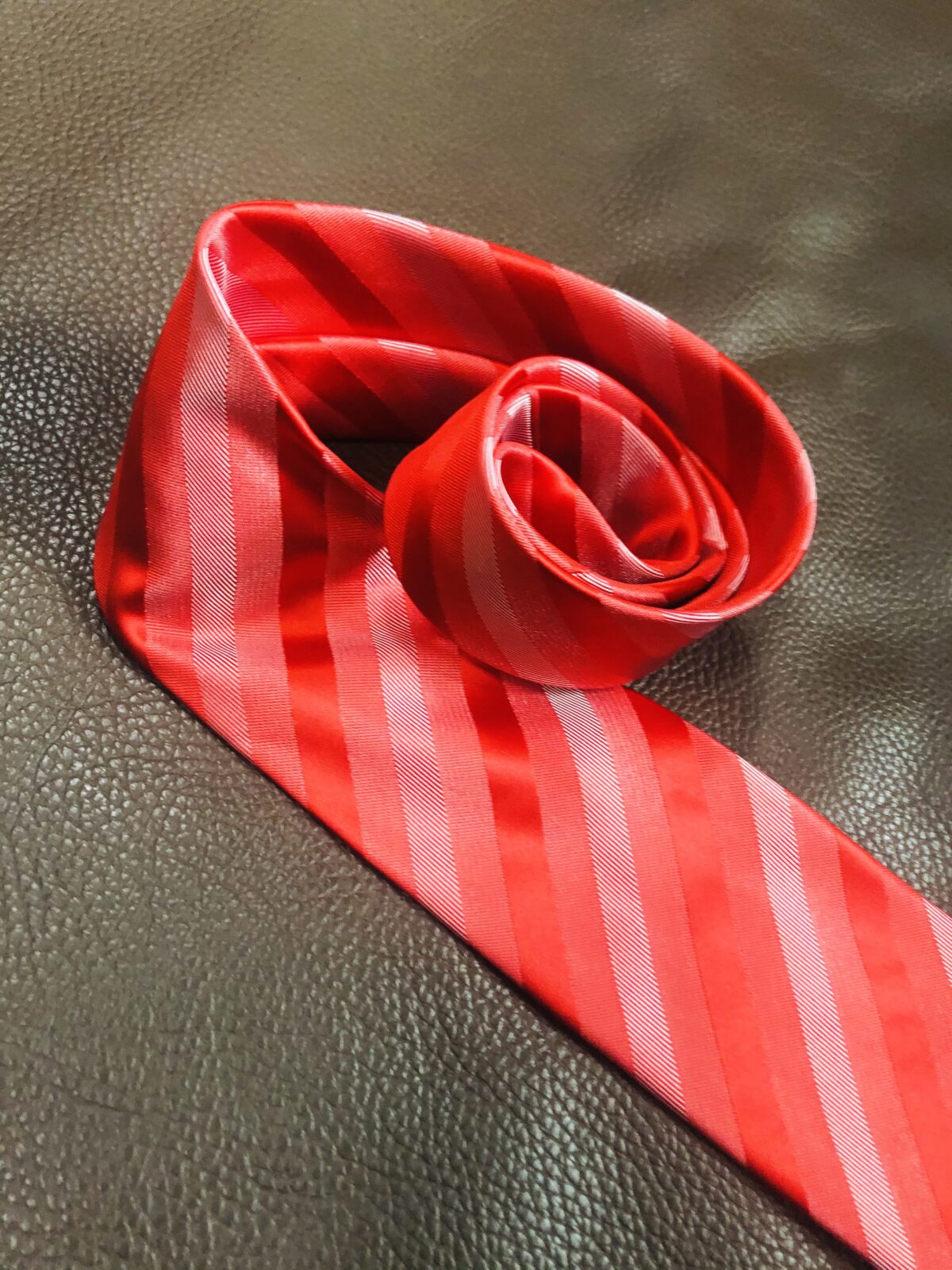 Pánská nová kravata